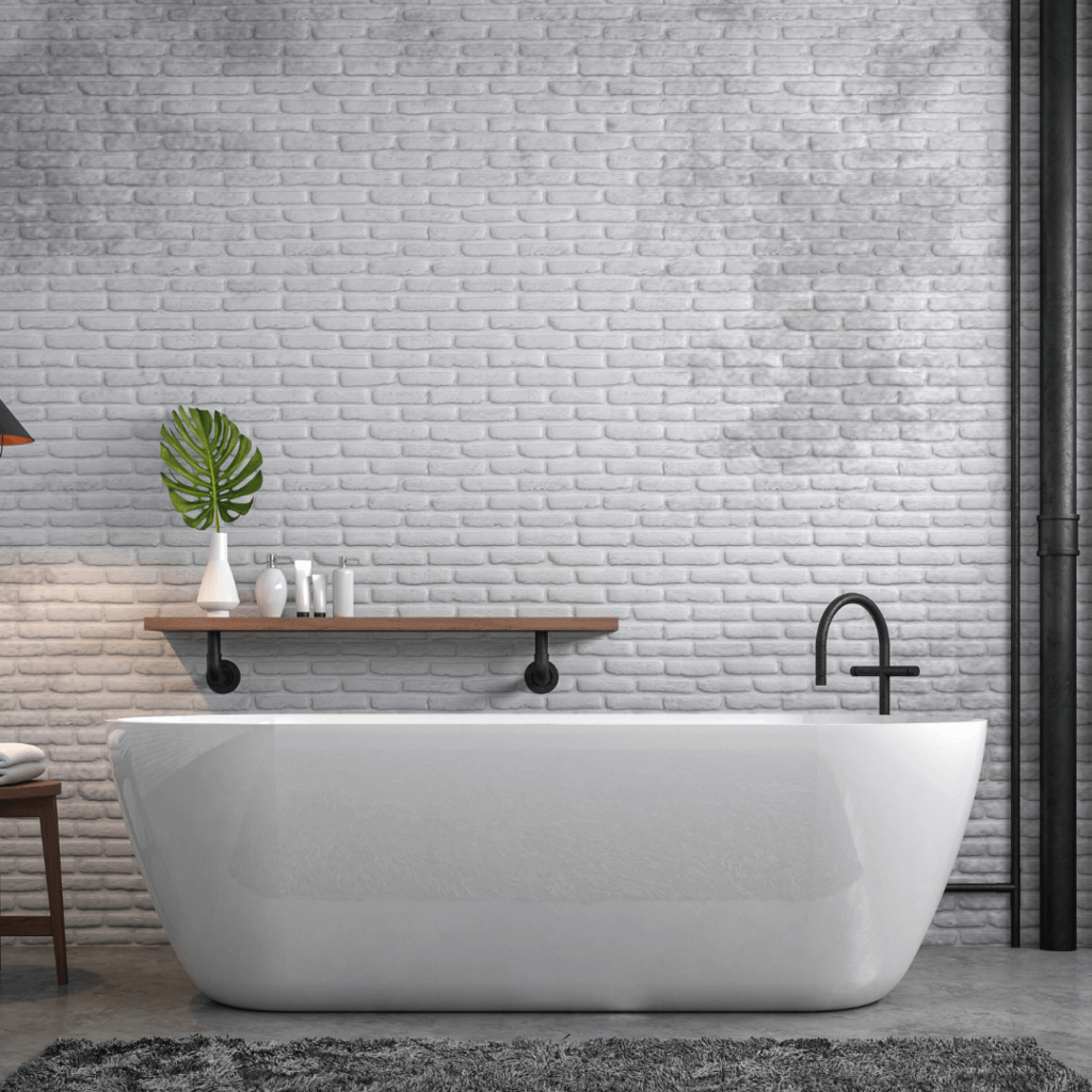 badekar med små firkantede fliser på væg